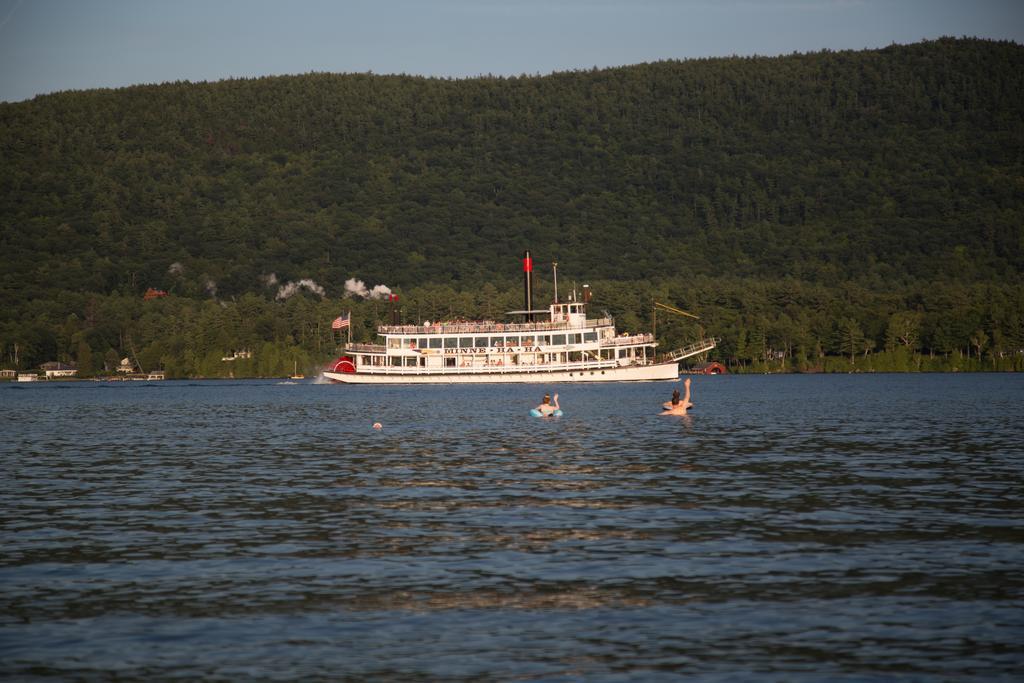 Shore Meadows Lodge Llc Lake George Ngoại thất bức ảnh